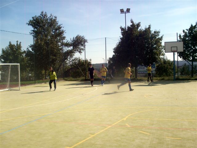 futsal 22.9.2007 13-39-31.JPG