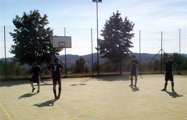 futsal 22.9.2007 13-43-13.JPG
