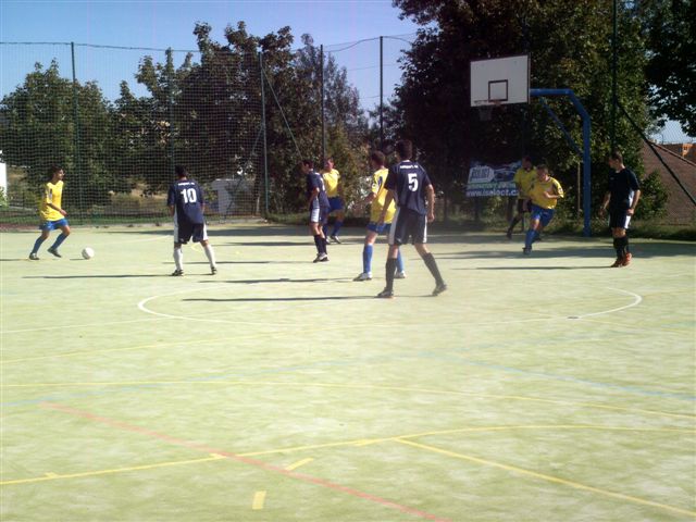 futsal 22.9.2007 13-55-54.JPG